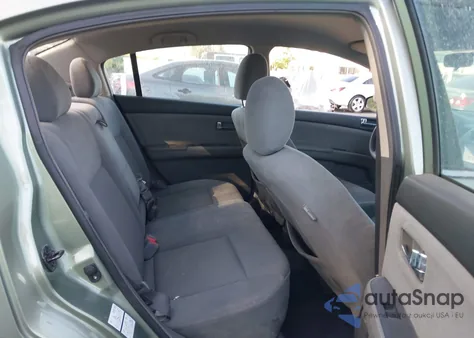 2008 Nissan Sentra 2.0S z USA, uszkodzony, nr VIN 3N1AB61E68L667829